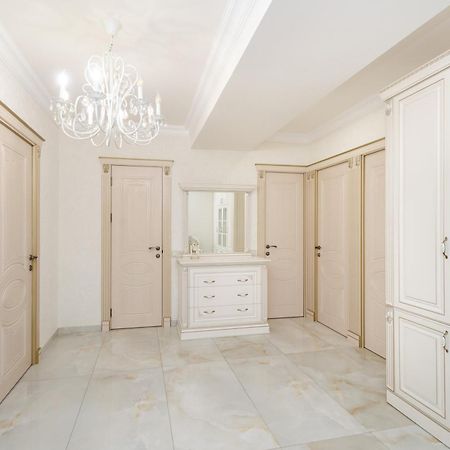5A Beautiful Apartment In The Center Of The Capital Photo Original Erevan Esterno foto