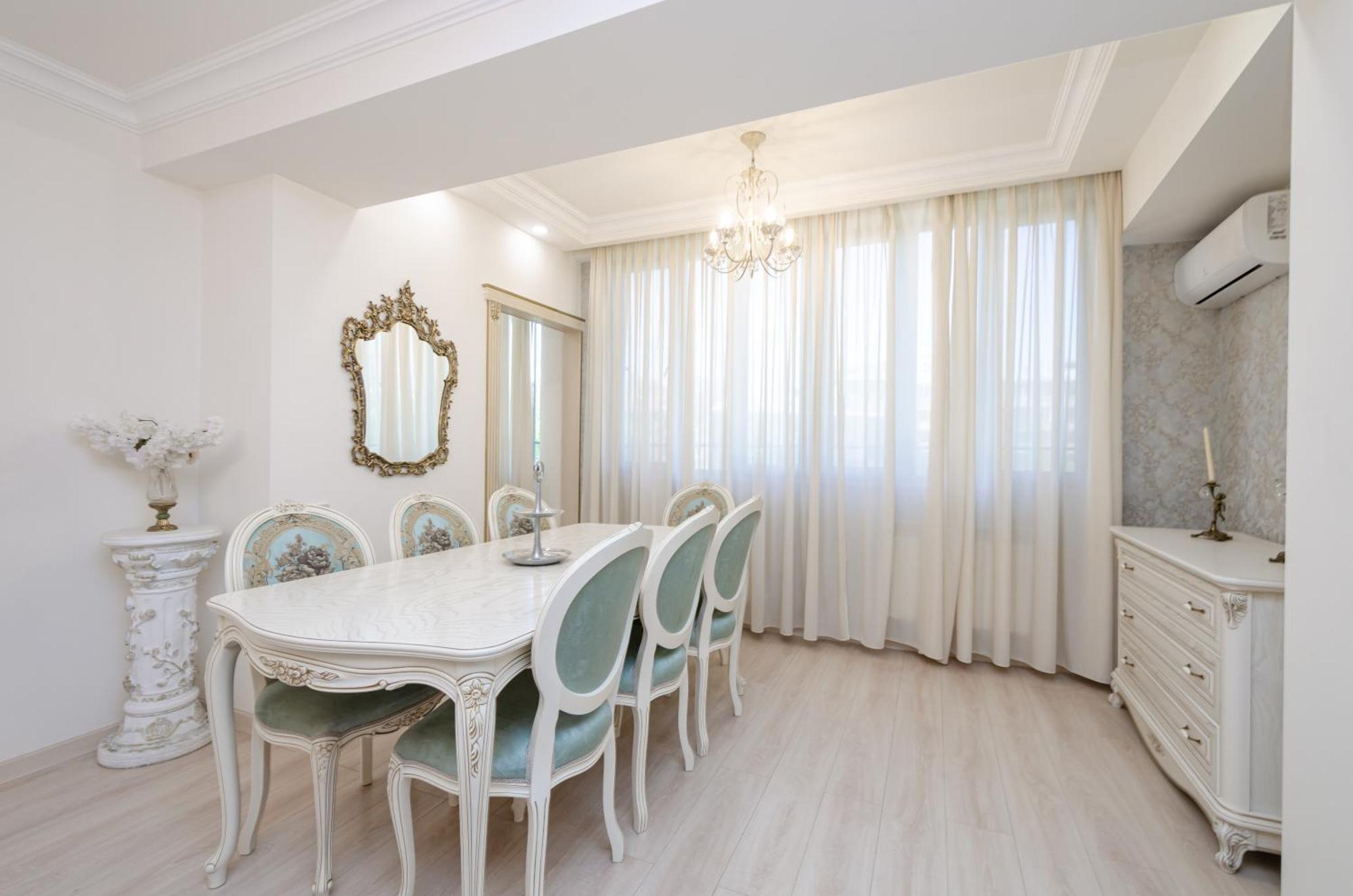 5A Beautiful Apartment In The Center Of The Capital Photo Original Erevan Esterno foto